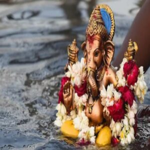  6-people-drowned-chaos-after-accident-during-ganesh-visrjan Ganesh visarjan 